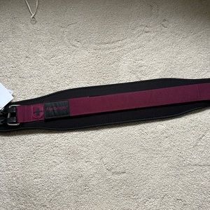 Harbinger Women's 5" Foam Core Weight Lifting Belt - Black/Merlot Size Small New